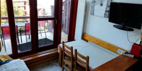 Résidence Aiguille Grive Bat I - Duplex pour 5 personnes à Arc 1800 dans le village de Charmettoger, skis aux pieds MAE-1738